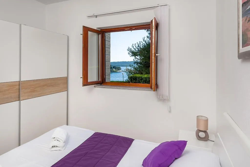 Apartments Villa Luxor Trogir